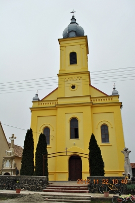 Sávoly templom felújított